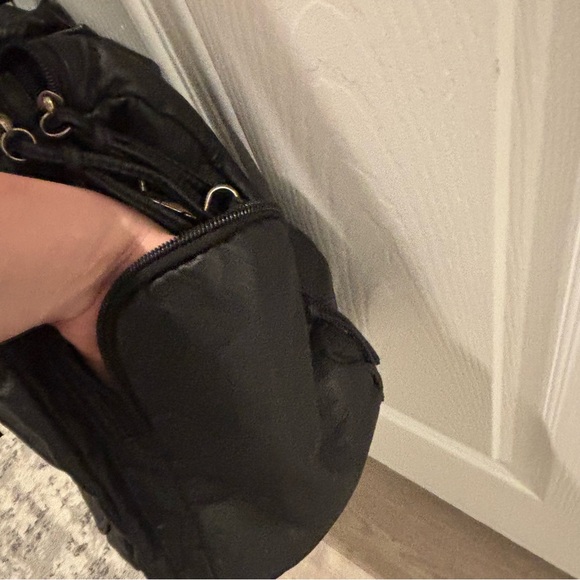 Like ๐! Vintage Style Faux Leather / Vegan Bag - Picture 11 of 15